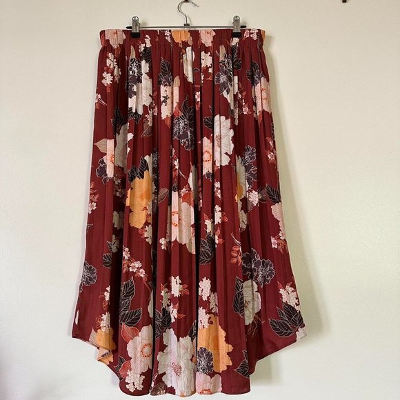 Witchery Floral Pleated Midi Skirt - Picture 4 of 5